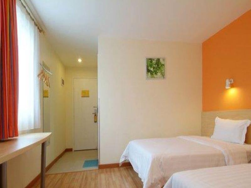 7Days Inn Qinhuangdao Changli Jieyang Street Exterior photo